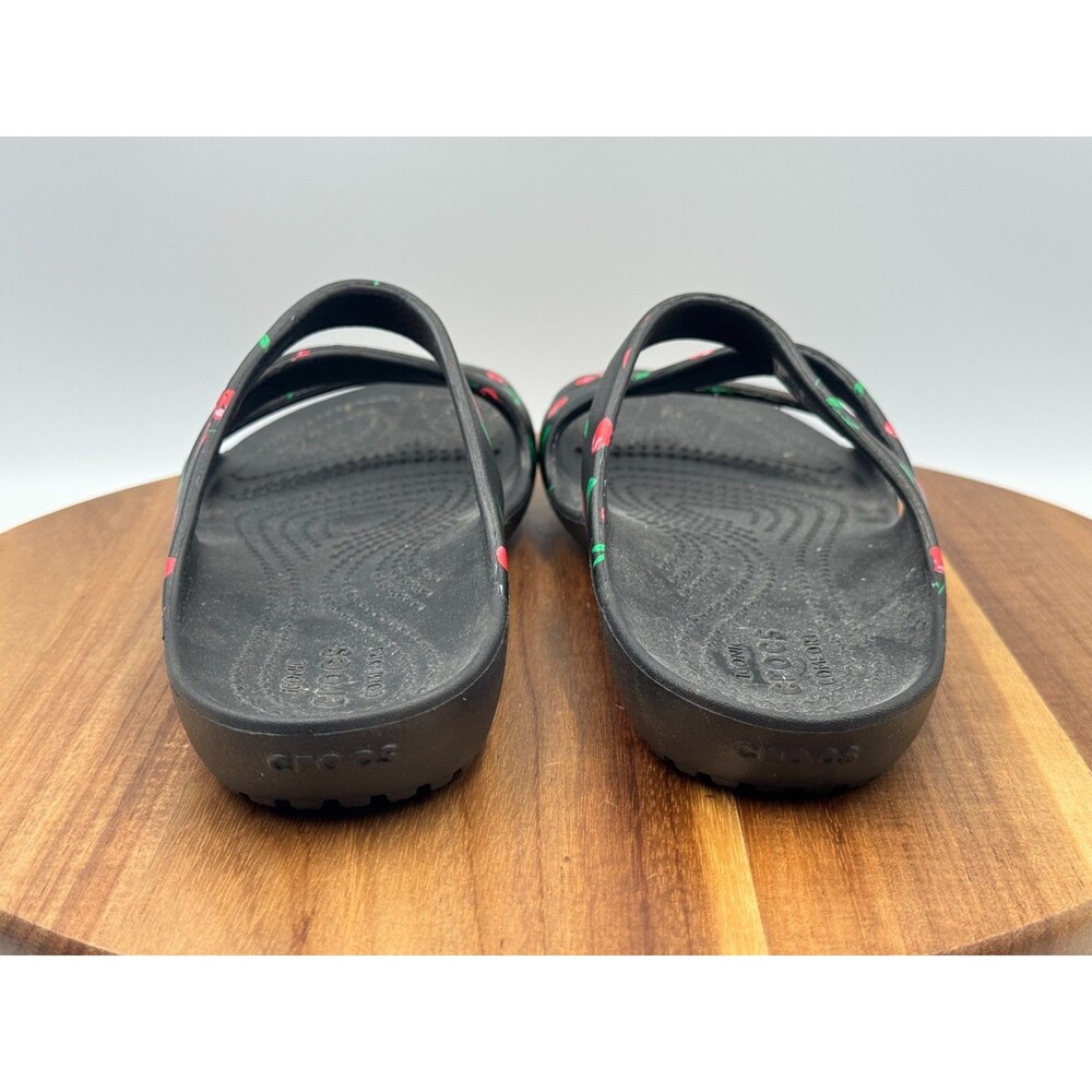 CROCS Women's Kadee ll Graphic Sandals Slip Ons Black/Cherries RARE! Size 7 - Picture 4 of 9